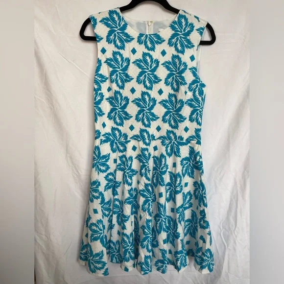 NWOT 🆕 DIANE VON FURSTENBERG Blue Floral Print Dress - Picture 2 of 7